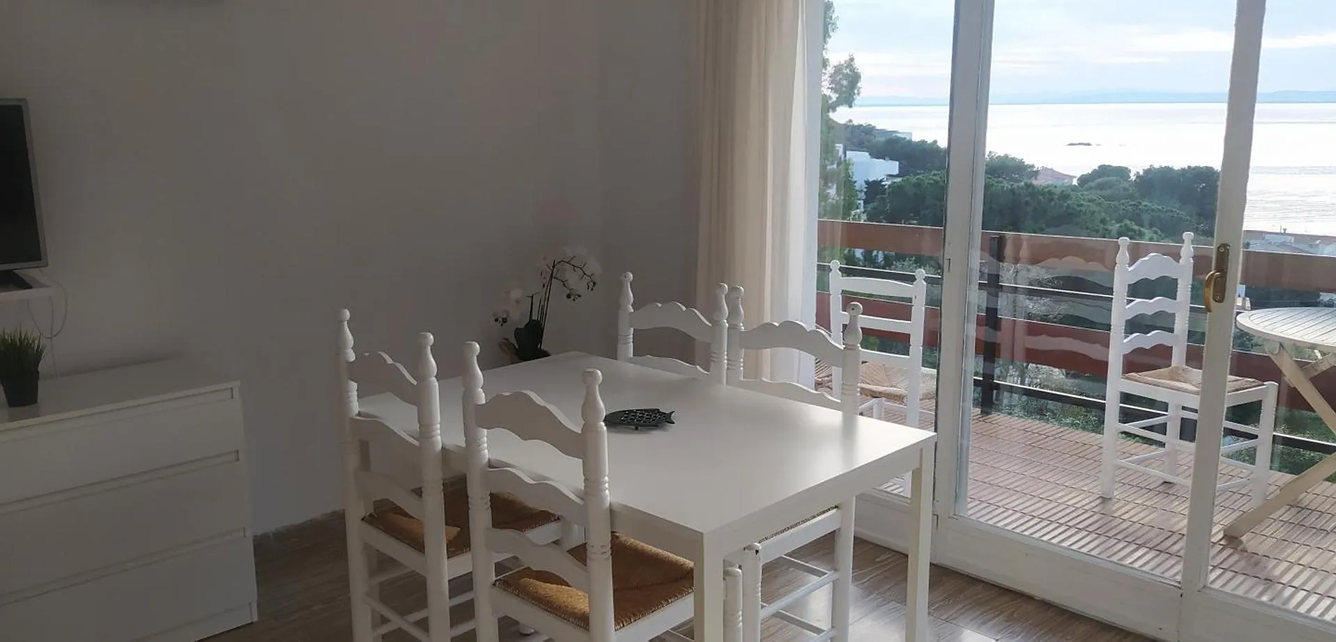 Canyelles Apartament Roses Apartment