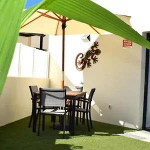  Apartment La Palmera: Beachfront With Pool View Spain